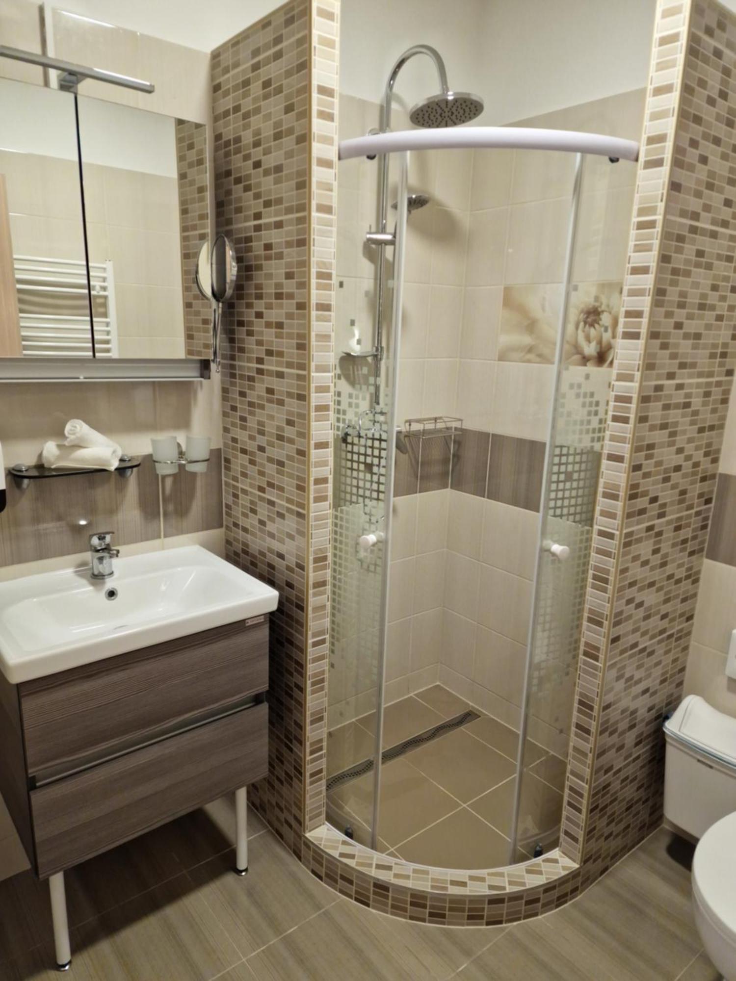 Holiday Apartmanhaz Gyula Dış mekan fotoğraf