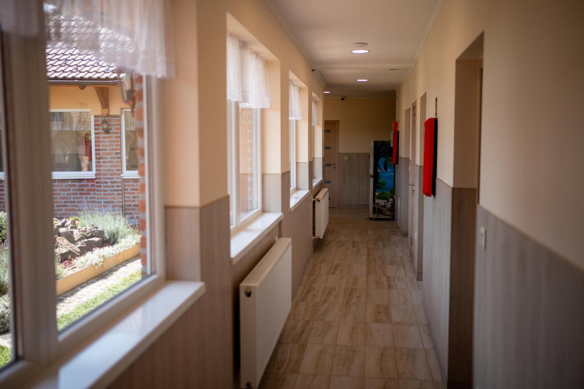 Holiday Apartmanhaz Gyula Dış mekan fotoğraf