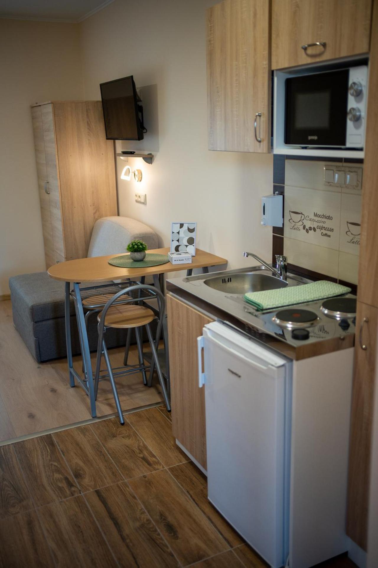 Holiday Apartmanhaz Gyula Dış mekan fotoğraf